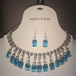 Turquoise necklace and earrings set
